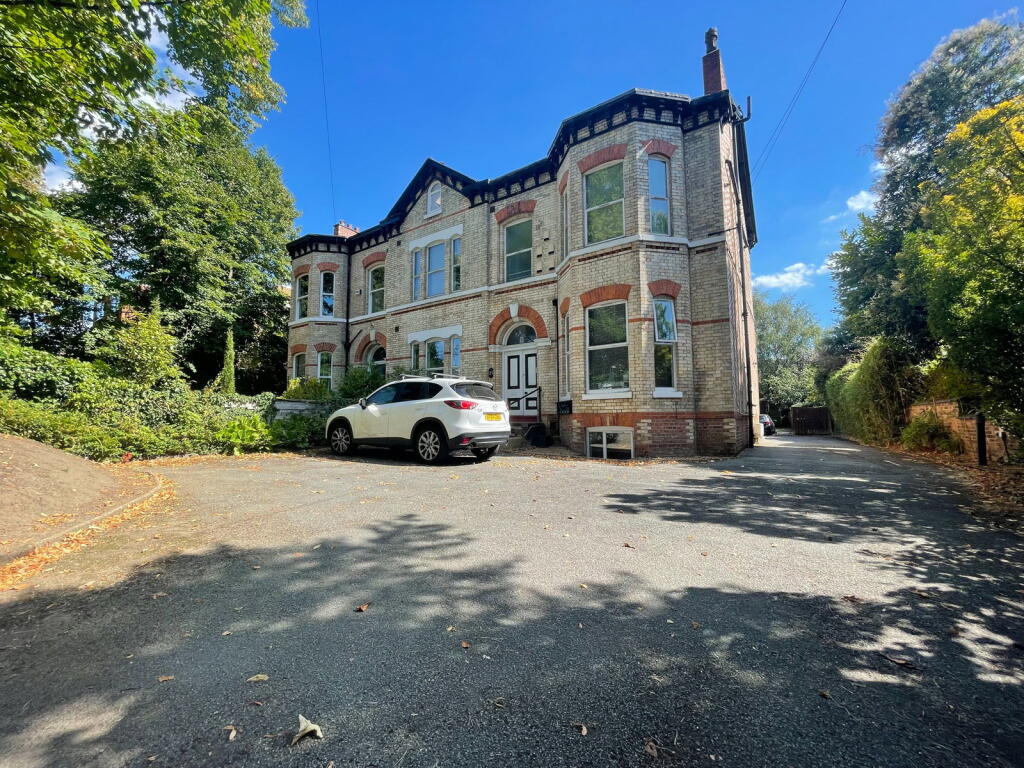 Main image of property: Palatine Road, Didsbury, M20 3YA