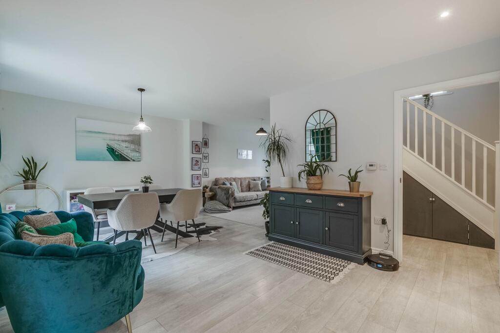 Main image of property: Sandhill Close, Millbrook, MK45