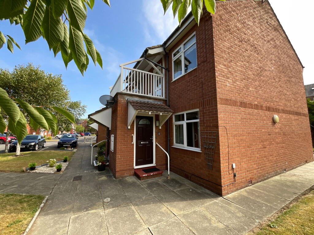 Apartment in Sefton, Meols Cop - View 2