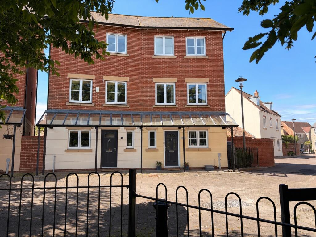 Main image of property: Fitzroy Circus, Portishead, Bristol, Somerset, BS20