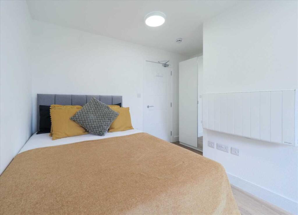 Main image of property: The Meadow Way, Room 1, Harrow