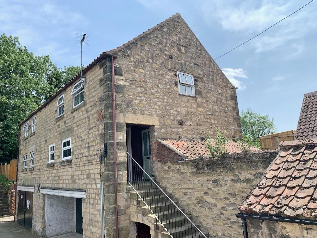 1-bed apartment on Park Street, Pickering, North Yorkshire, YO18, £132,500
