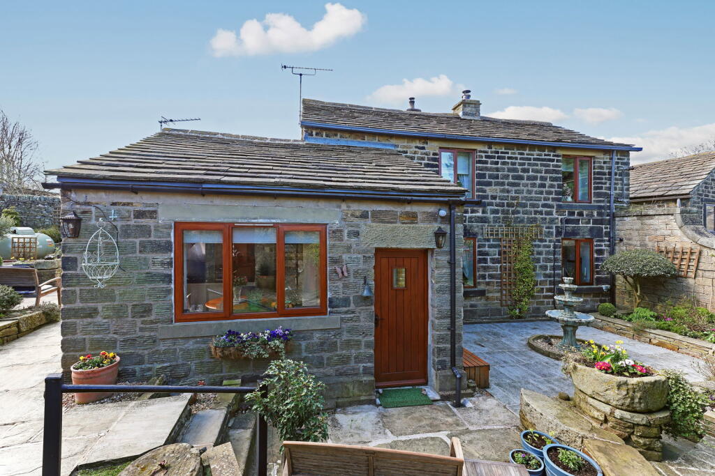 Shore Hall Lane, Millhouse Green, S36 9LY photo 3