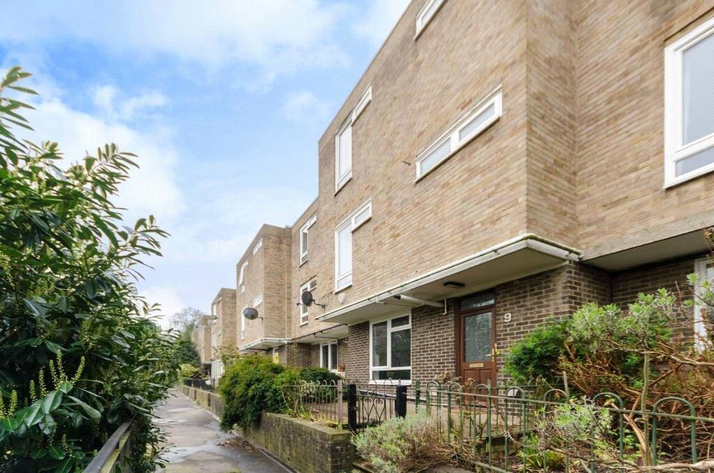 Main image of property: Talisman Square, London, London, SE26