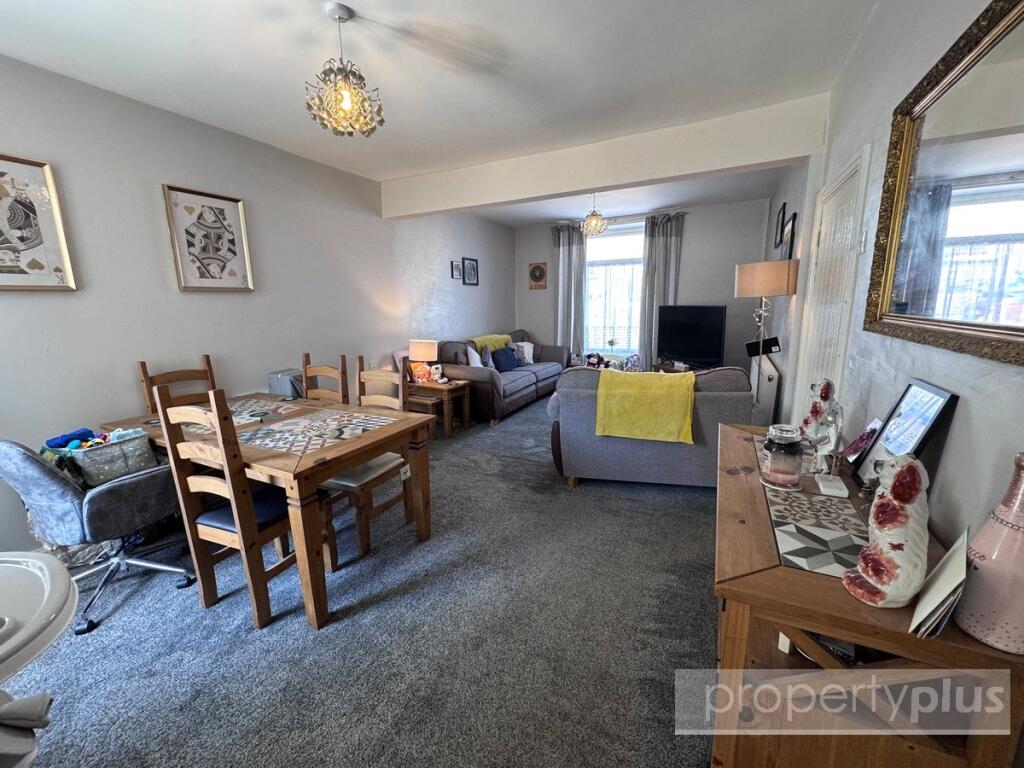 House in Ynyswen, Treorchy - View 2
