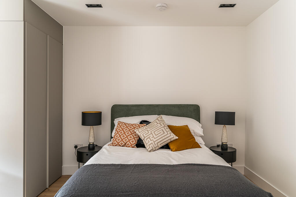 Apartment in London, Keybridge, Vauxhall - View 5