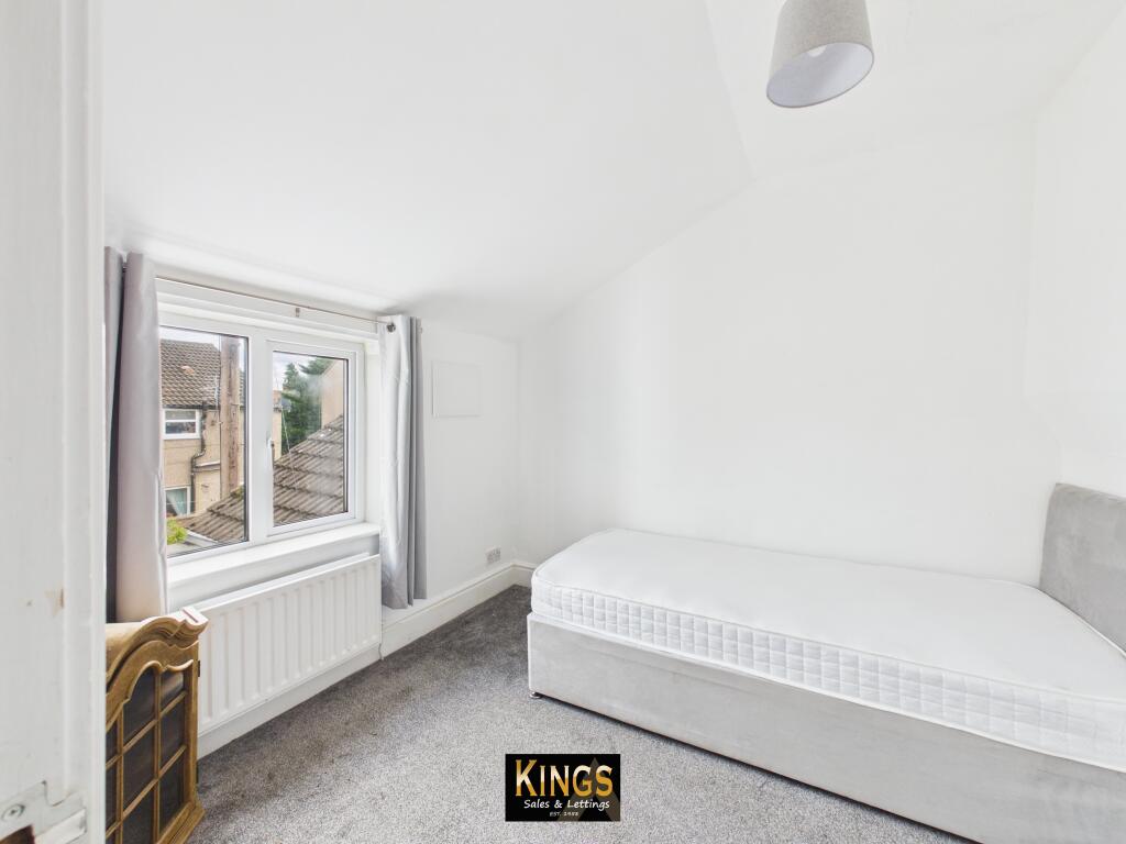 House in Stockton-on-Tees - More