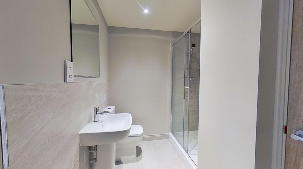 Apartment in Leeds - View 5