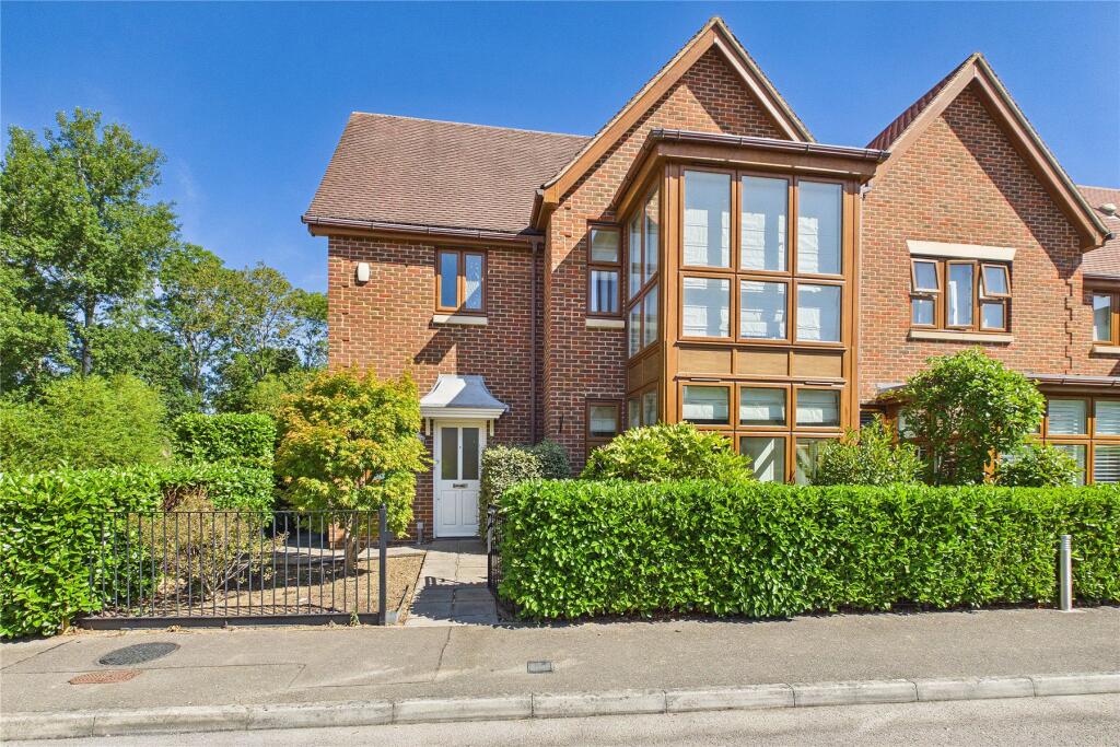 House in Guildford