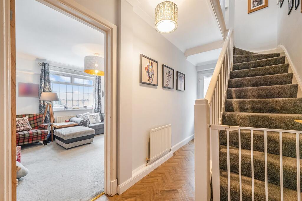 House in Salisbury, Tidworth - More