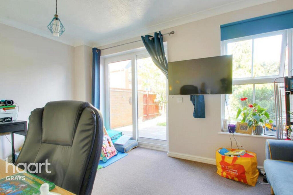 Main image of property: Francisco Close, Grays