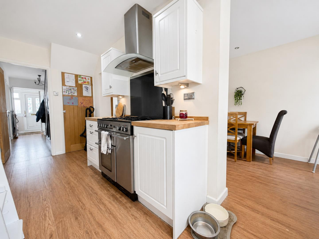 Rookery Lane, Kingsthorpe, Northampton NN2 - View 3