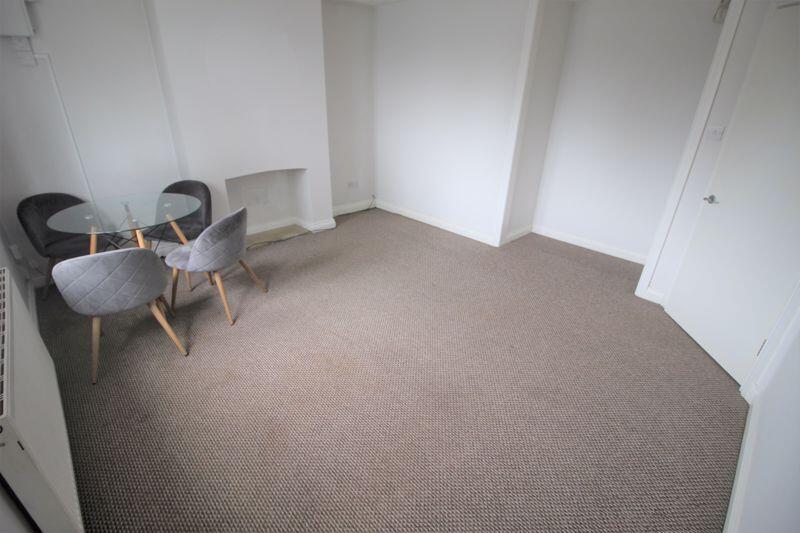 Apartment in Swindon - View 3