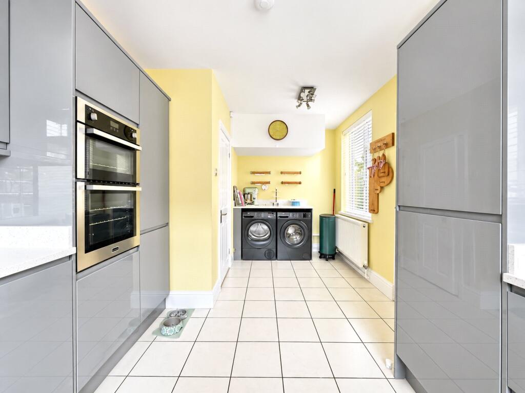 House in Moreton, Overchurch Hill - View 5