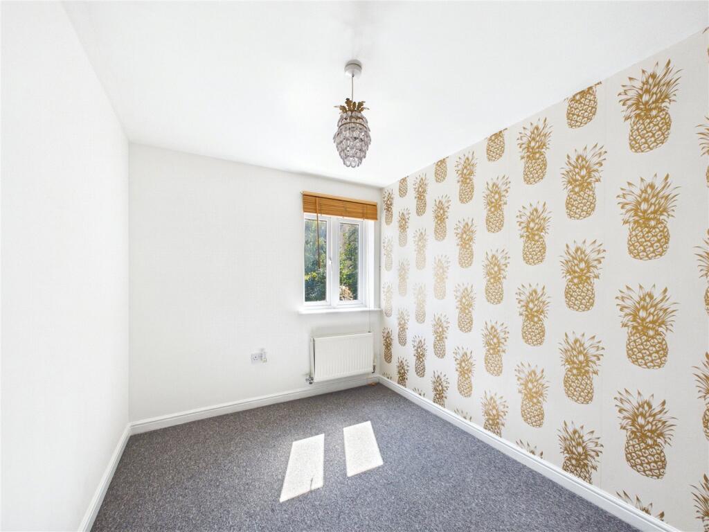 Apartment in Ipswich, Suffolk - More