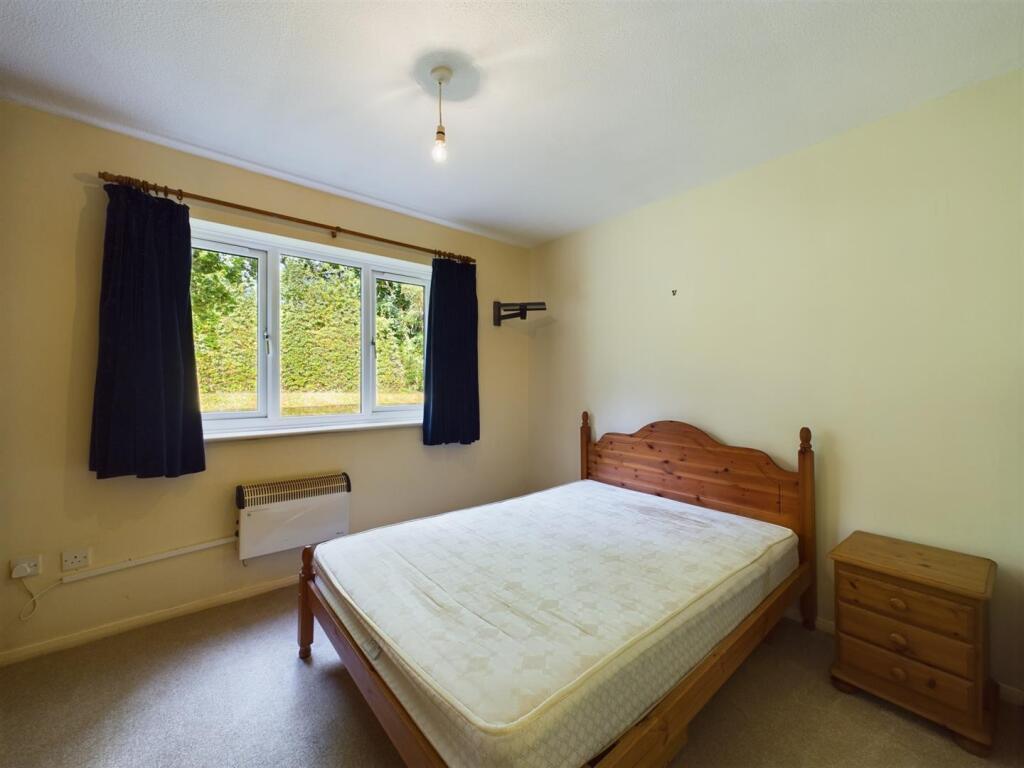 Additional image 4 of 94 Kendal Grove Solihull B92 0PS