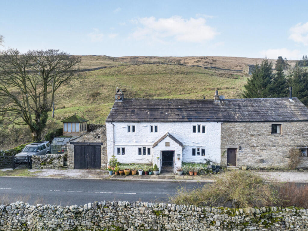 Main image of property: Low Scar, Garsdale, Sedbergh, LA10 5PL