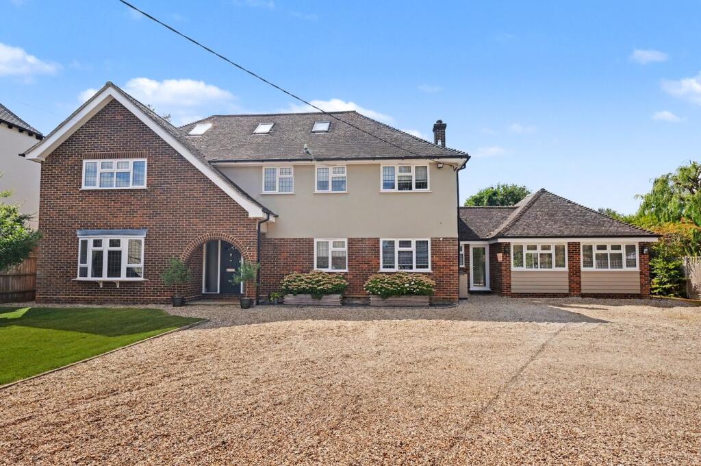 Main image of property: Sandon Hall Bridleway, Howe Green, Chelmsford, CM2