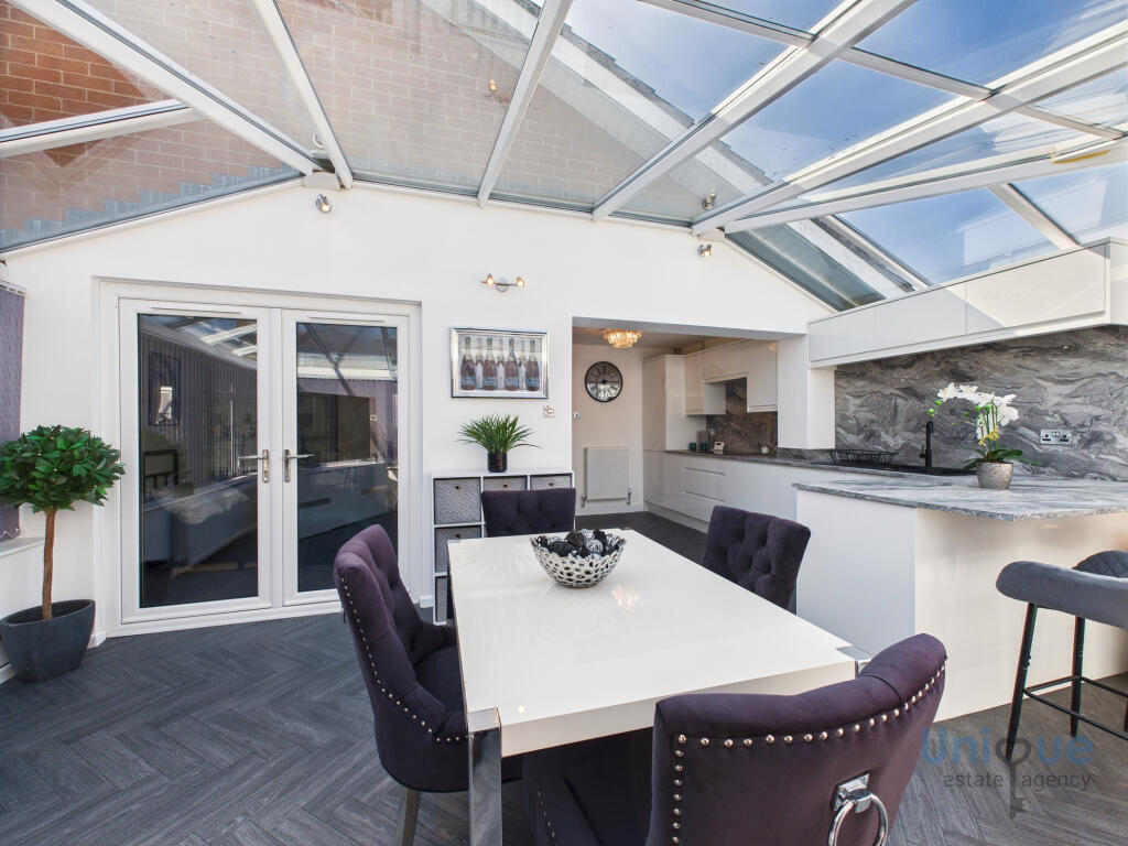 Ramsey Close,  Lytham St. Annes, FY8 photo 2