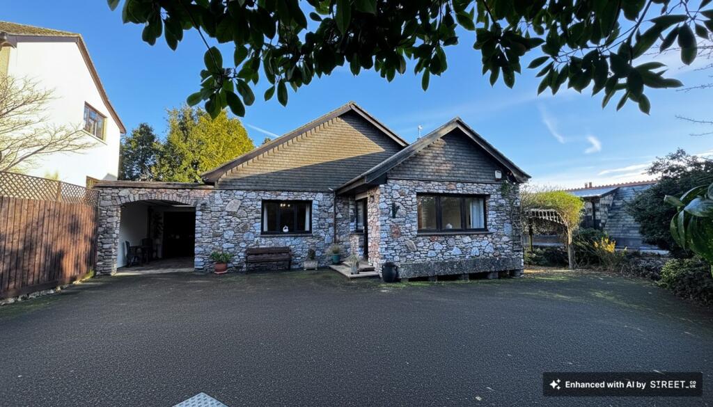 Main image of property: Lonsdale Road, Newton Abbot, TQ12