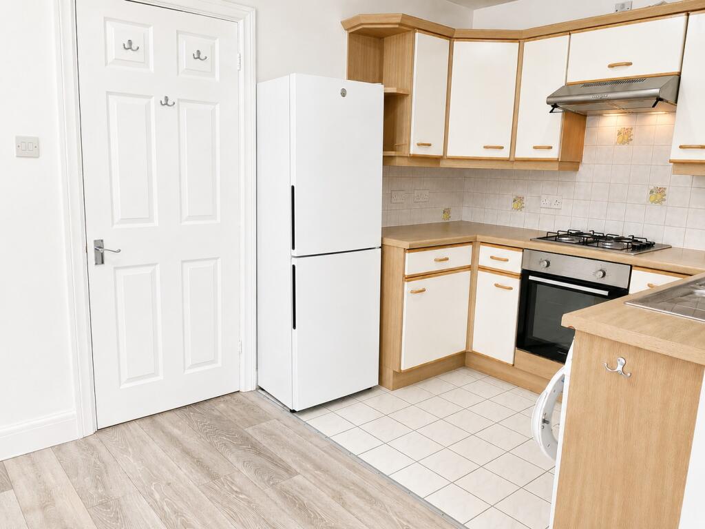 Crowhurst Mead, Godstone, RH9 photo 4