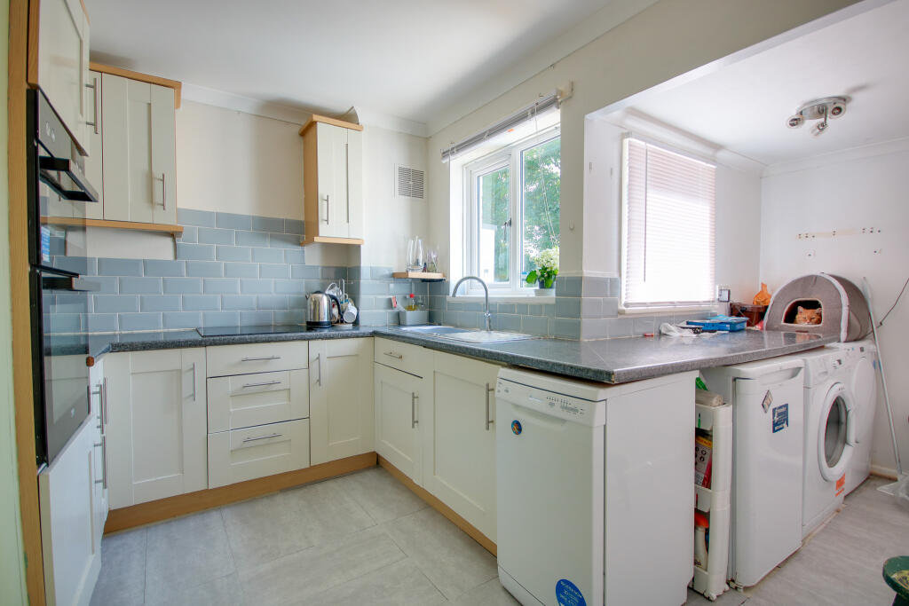 Main image of property: HAREFIELD! POPULAR LOCATION! SEPARATE KITCHEN!
