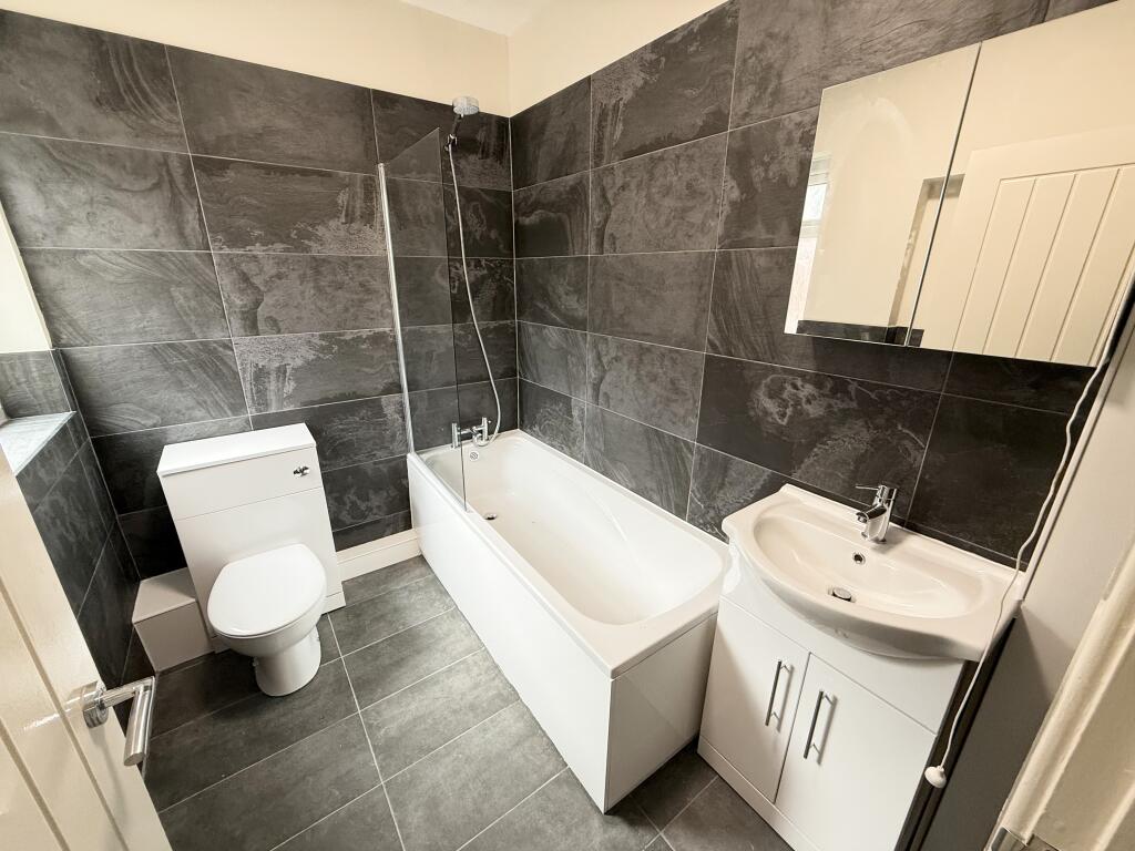 Apartment in Peterborough - More