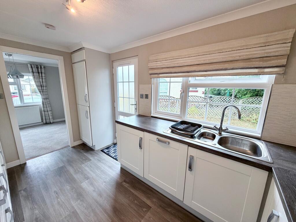 House in East Suffolk, Bixley, Rushmere St Andrew - View 5