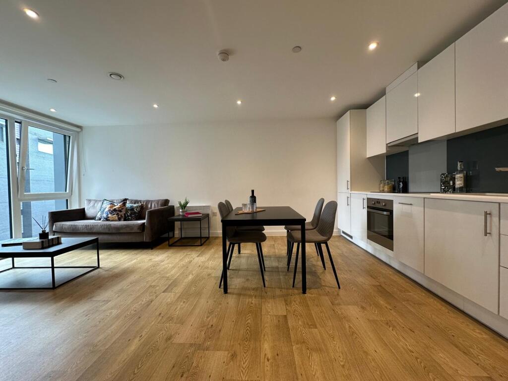 Apartment in Manchester - View 3