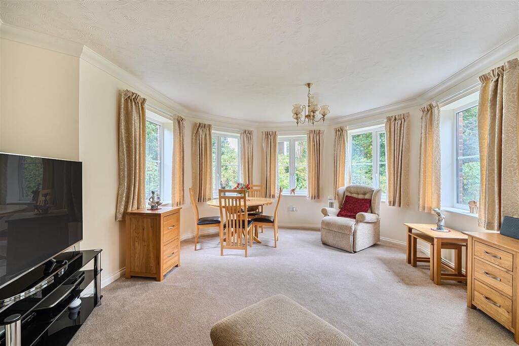 Barnes Lodge, Dorchester photo 4