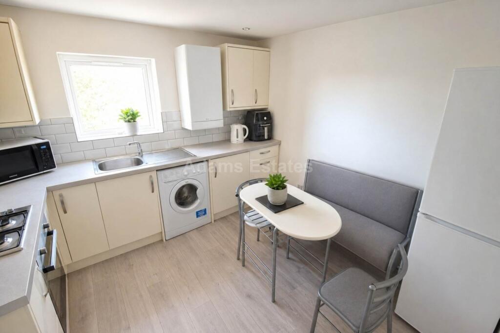 Main image of property: Basingstoke Road, Reading