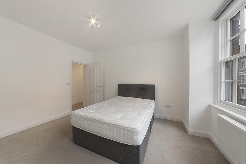 Apartment in London - More