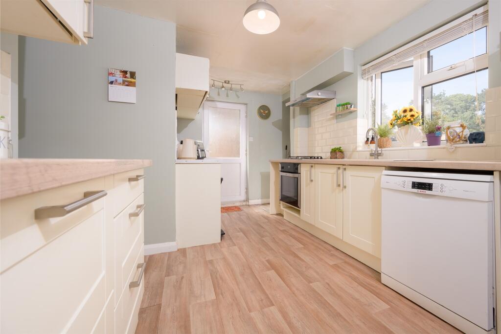 House in Desborough, North Northamptonshire - View 6