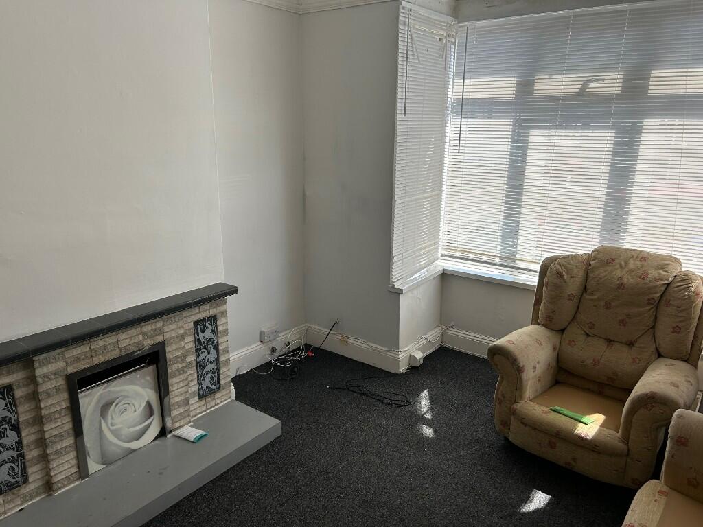 Main image of property: Llewellyn Road, Leamington Spa, Warwickshire, CV31