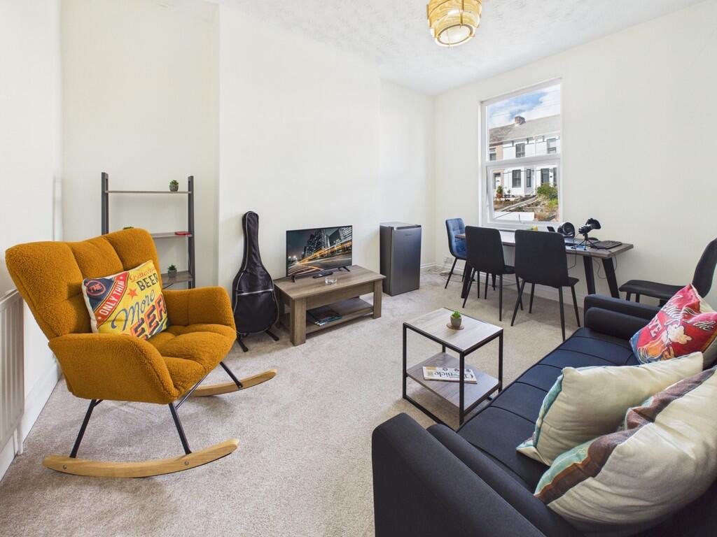Apartment in Plymouth, Lipson Vale - View 5