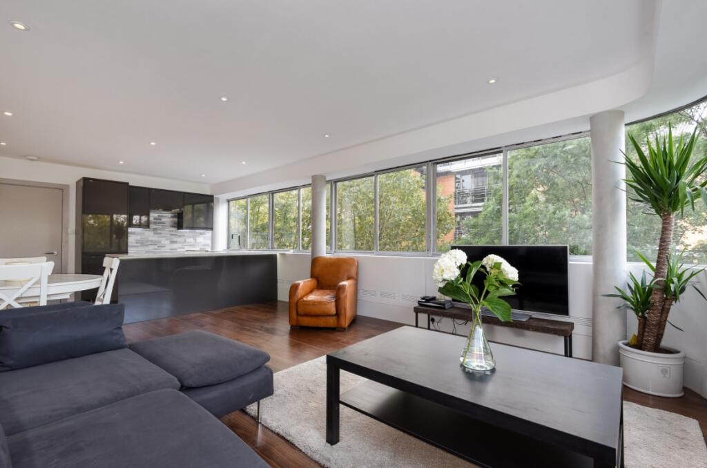 Apartment in London - View 2