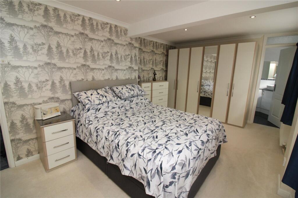 House in Fareham, Hampshire - View 5