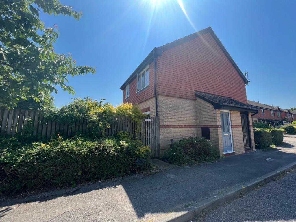 Main image of property: Pettingrew Close, Walnut Tree, Milton Keynes