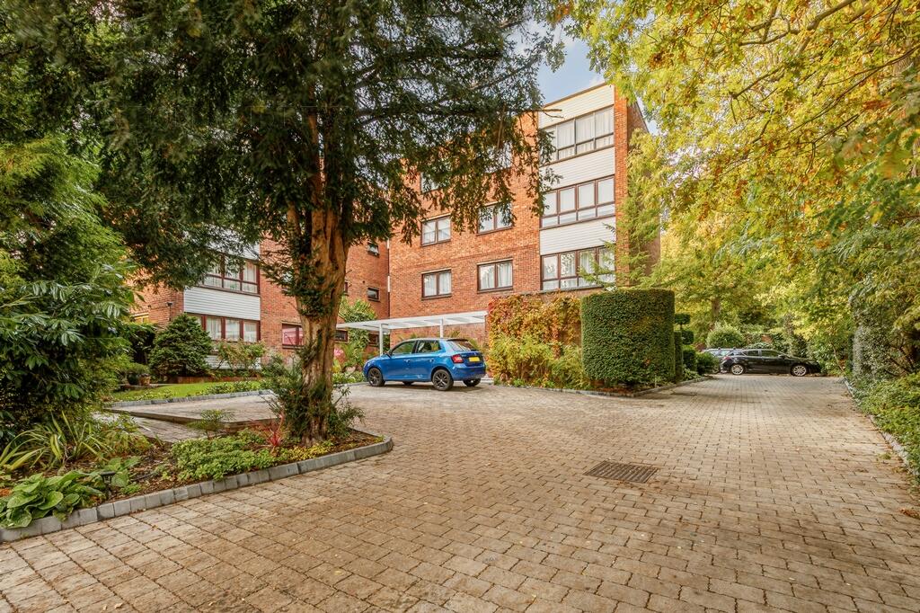 Main image of property: Beaulieu Court, 59 Hilcroft Crescent, Ealing, W5