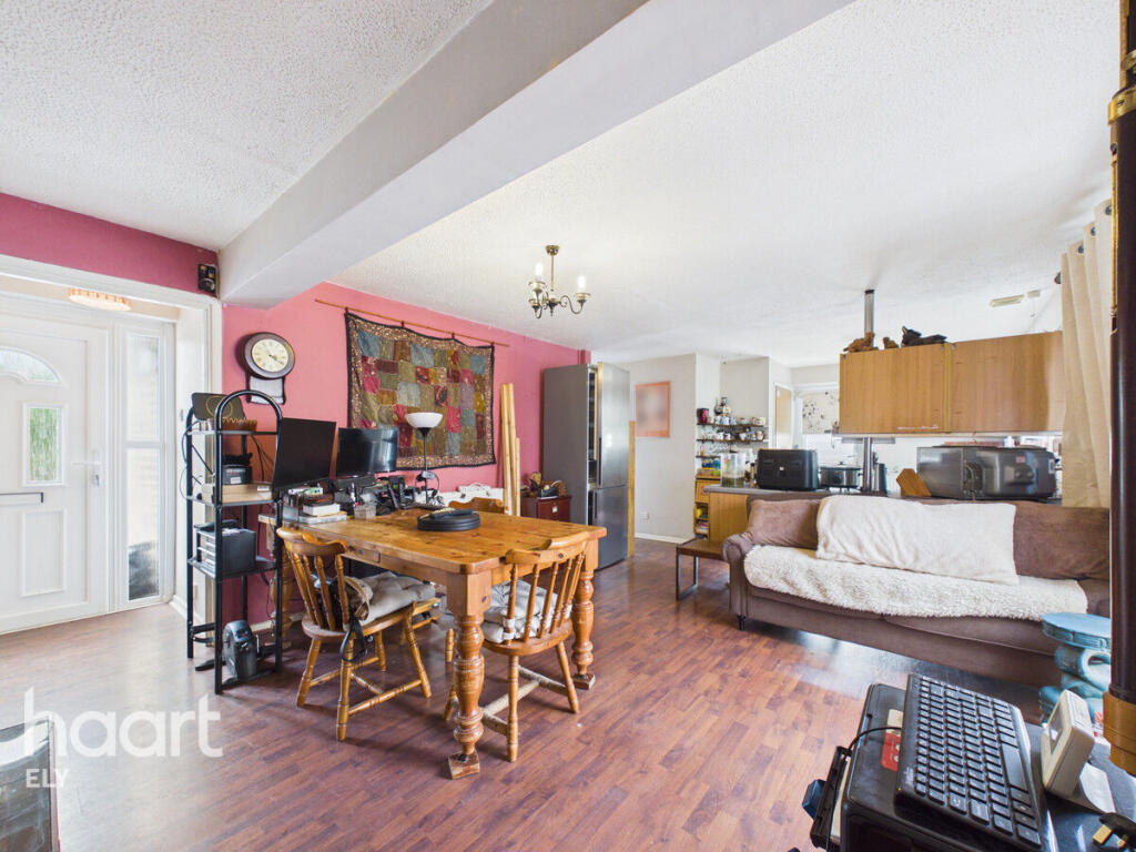 House in East Cambridgeshire, Soham - View 2