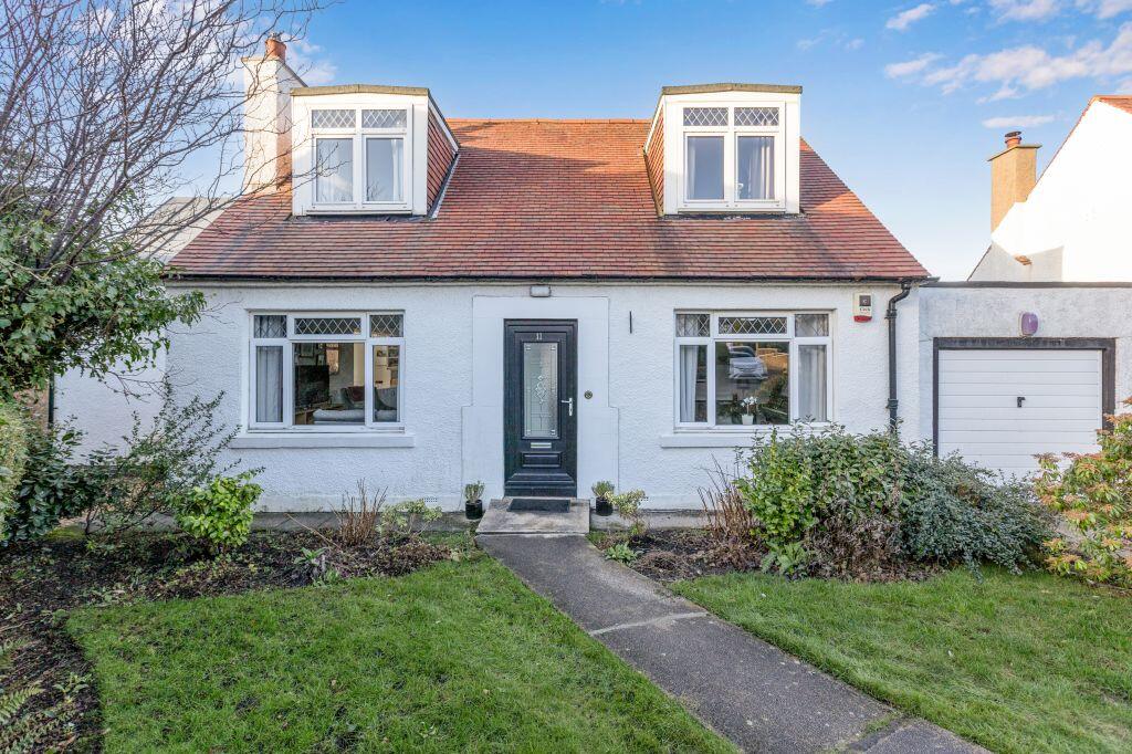 Main image of property: 11 Buckstone Road, Buckstone, Edinburgh, EH10 6QF