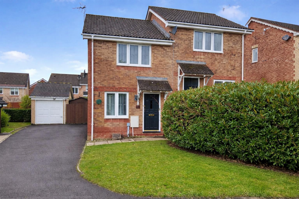 Main image of property: Clos Cwm Garw, Caerphilly