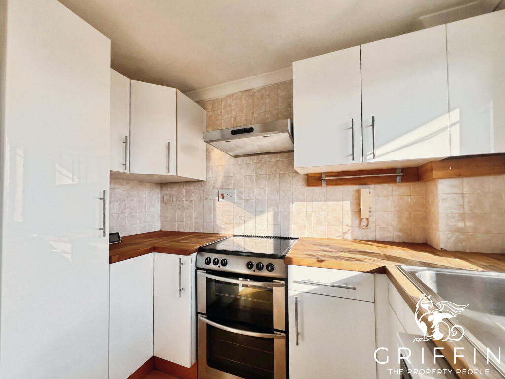 Main image of property: Bradleigh Avenue, Grays, RM17