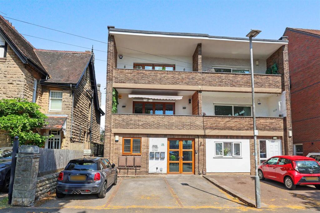 Apartment in Nottingham, West Bridgford - View 3