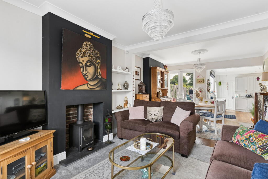 House in Dunstable, Central Bedfordshire - View 5