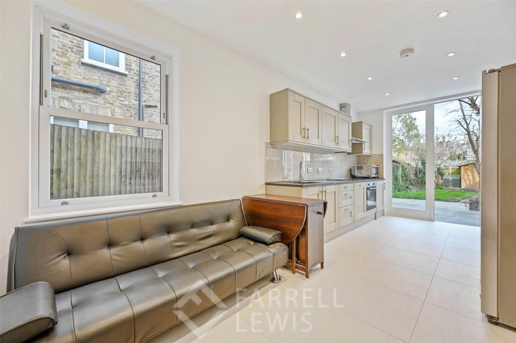 Main image of property: Acton, London, W12