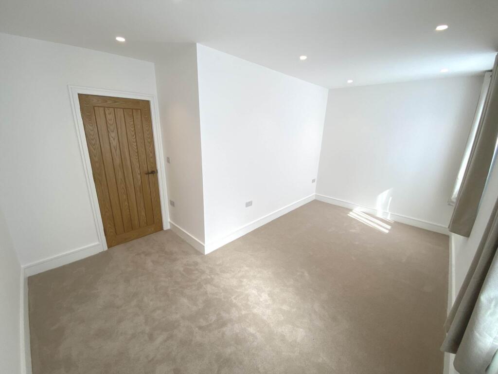 Additional image 8 of Mount Pleasant Lane, Bricket Wood