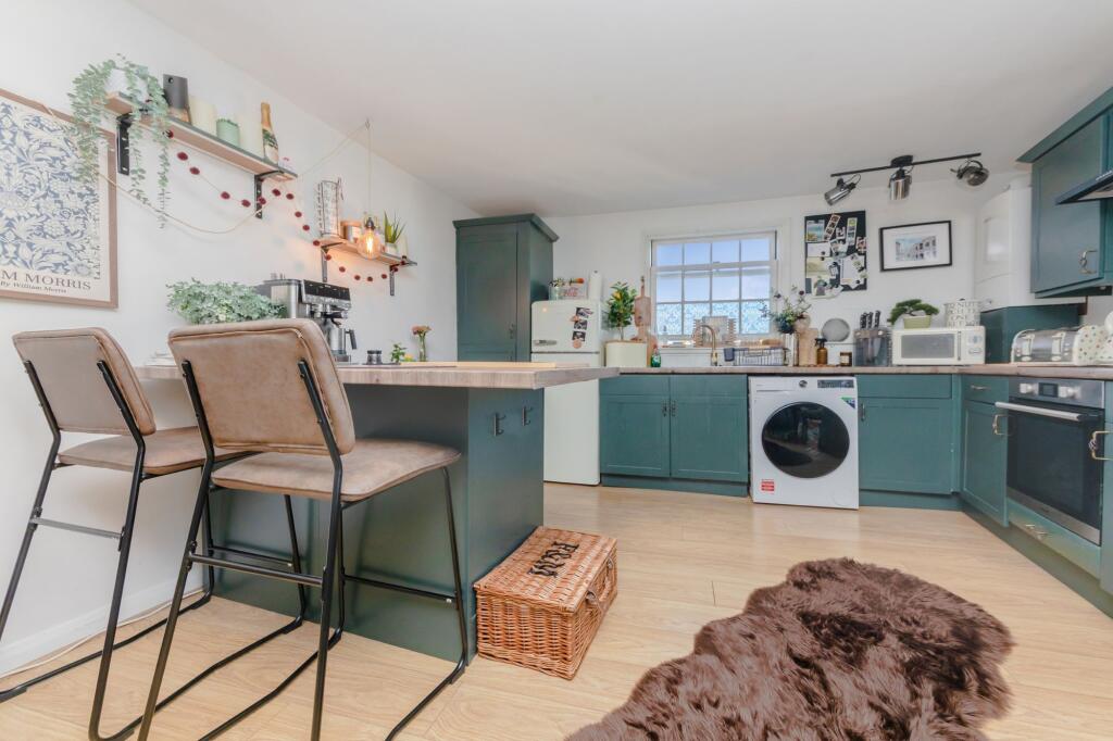 Apartment in Lewes, Southover - View 5