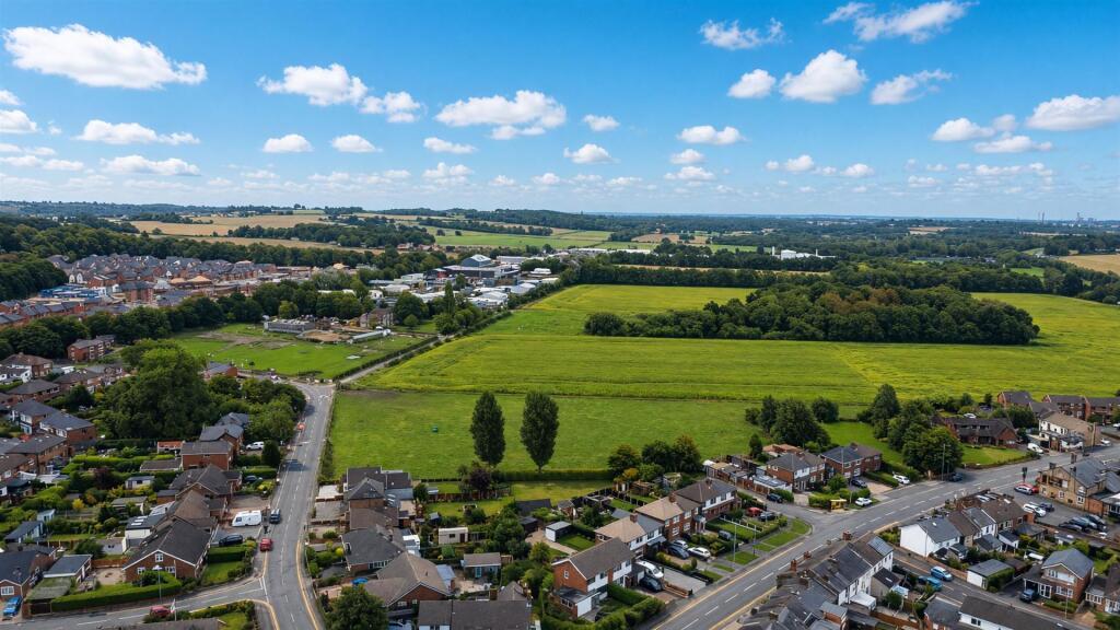 House in St Helens, Rainford - View 2