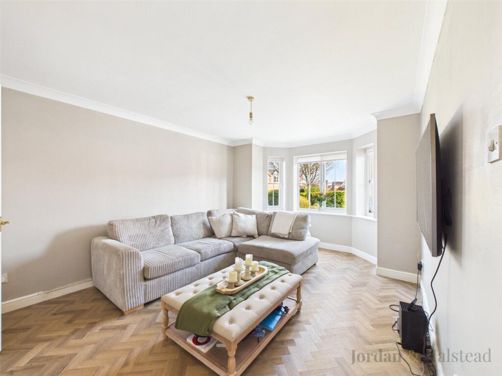 Main image of property: Heathcote Close, Chester, Cheshire, CH2